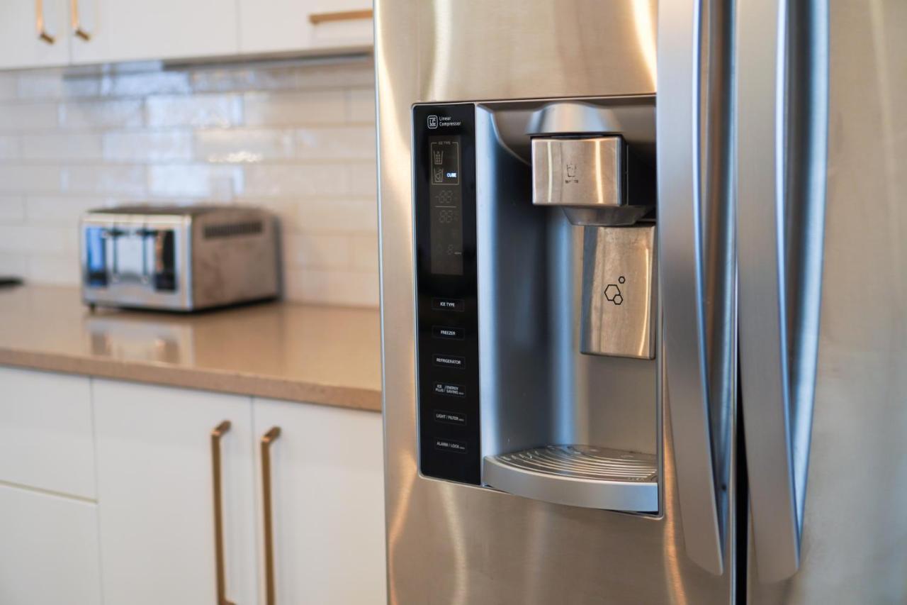 Le Riverain - Condo Neuf Au Bord De L'Eau Shawinigan Ngoại thất bức ảnh