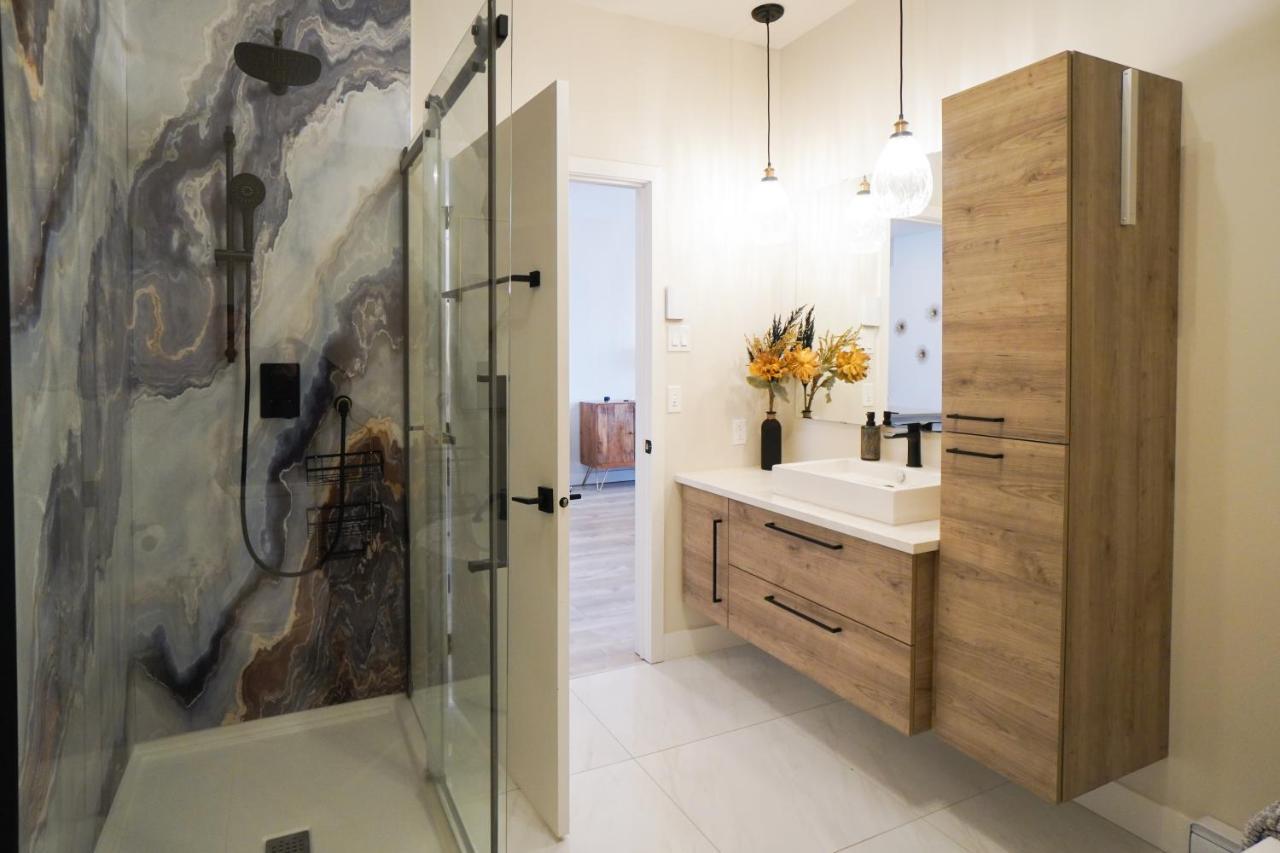 Le Riverain - Condo Neuf Au Bord De L'Eau Shawinigan Ngoại thất bức ảnh